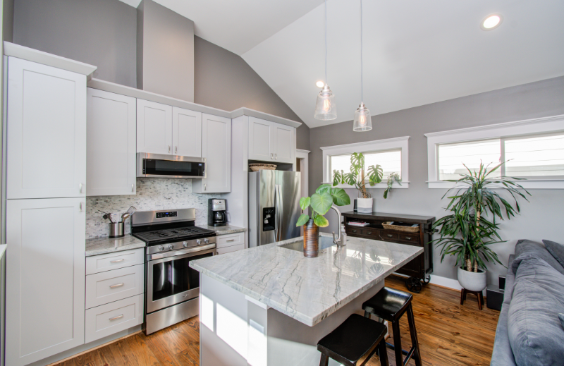 805A W 20th St - Photo 3 of 15
