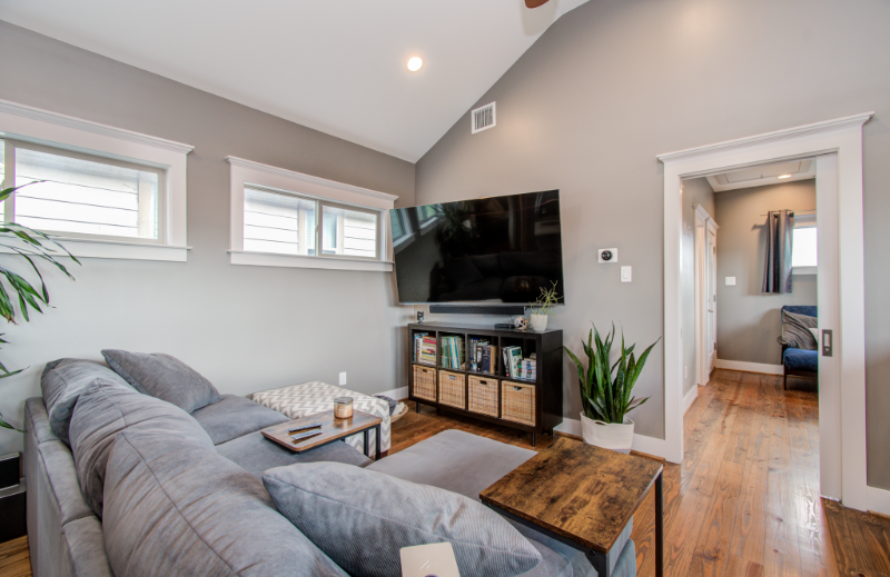 805A W 20th St - Photo 5 of 15