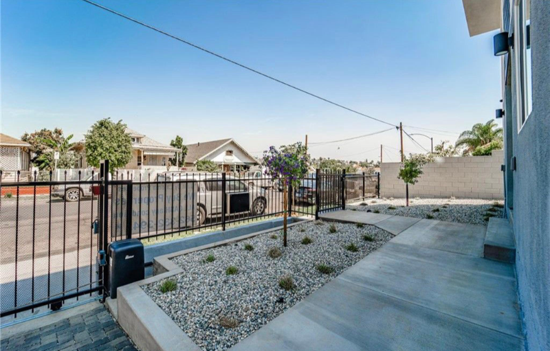 2520 Boulder St - Photo 2 of 13
