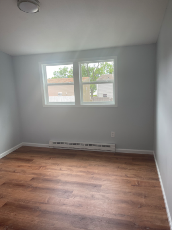 53 Braeburn Ln - Photo 3 of 7