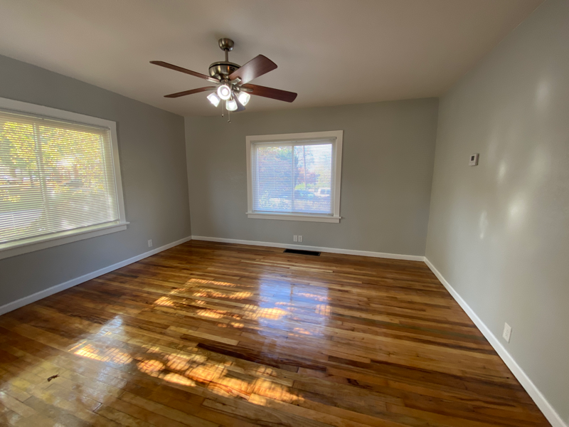 3020 Forest Dr - Photo 4 of 25