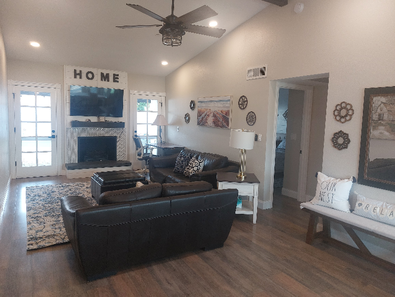8879 E Friess Dr - Photo 5 of 29