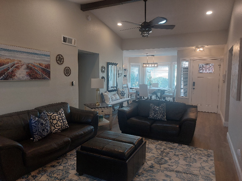 8879 E Friess Dr - Photo 6 of 29