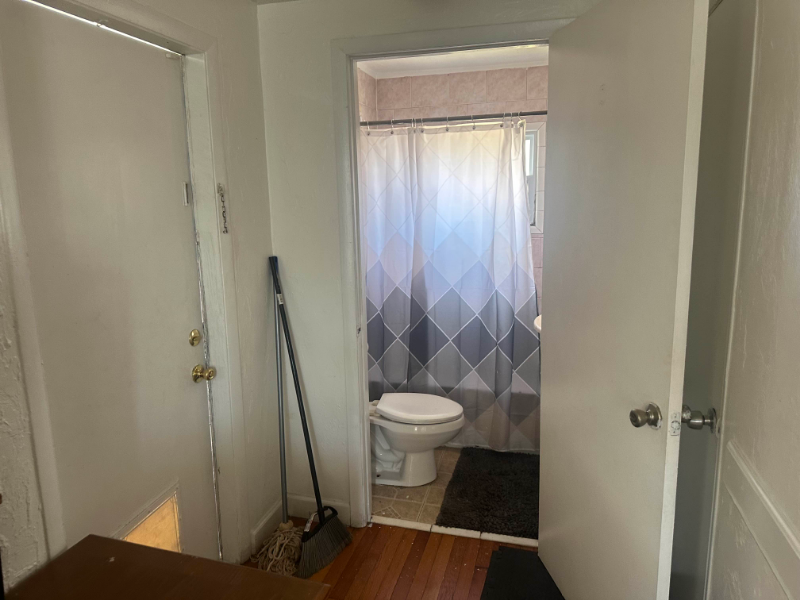 233 Nw 5th Ave - Photo 5 of 14