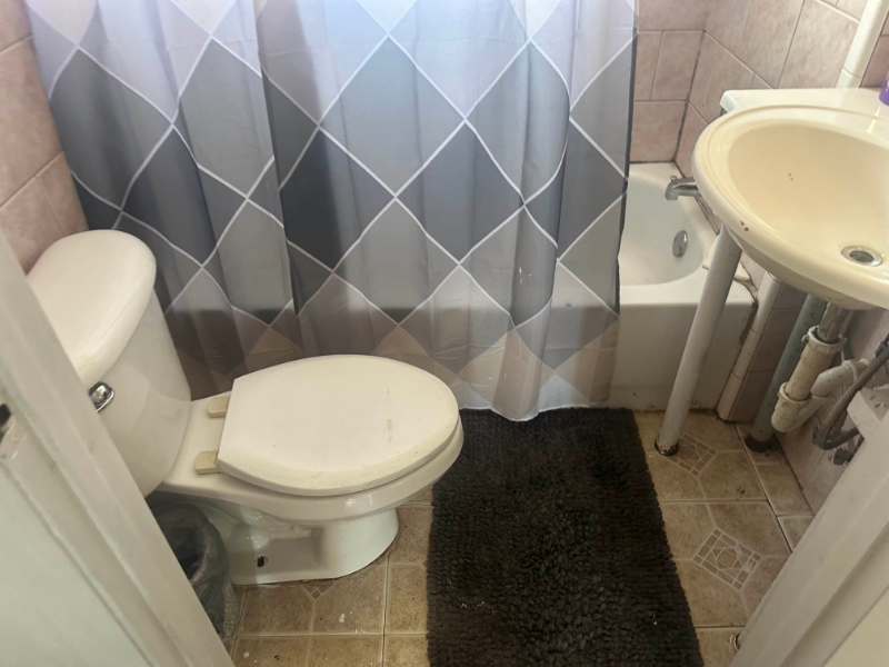 233 Nw 5th Ave - Photo 6 of 14