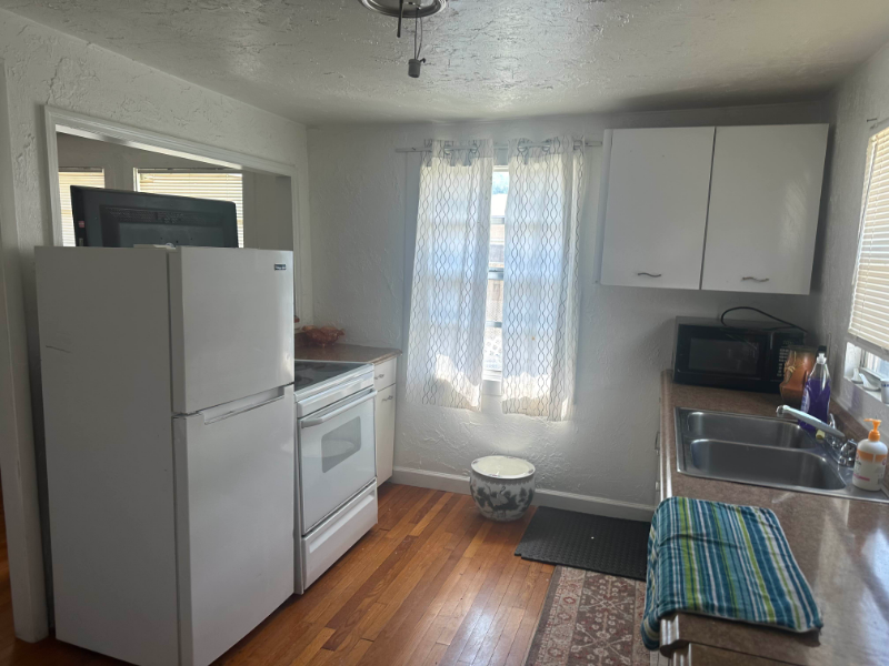 233 Nw 5th Ave - Photo 7 of 14