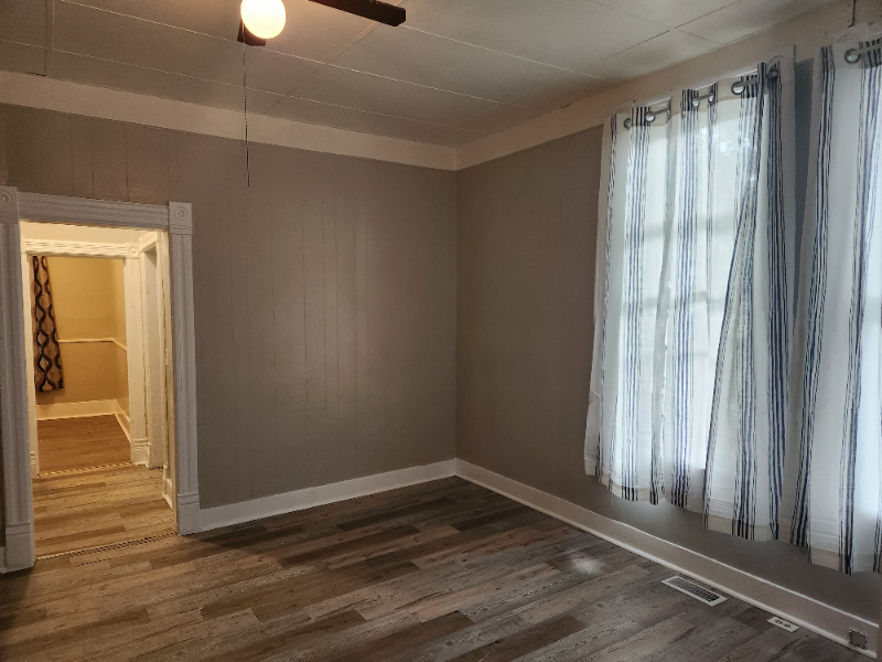 427/429 W. South St. #429 - Photo 3 of 12