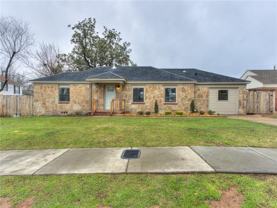2608 Nw 37th St - Photo 1 of 1