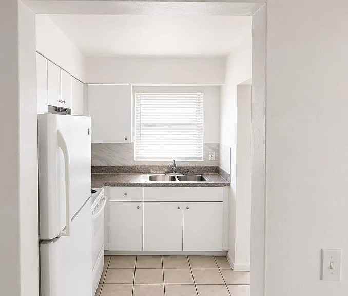 3701 Sw 59th Ter #11 - Photo 2 of 7