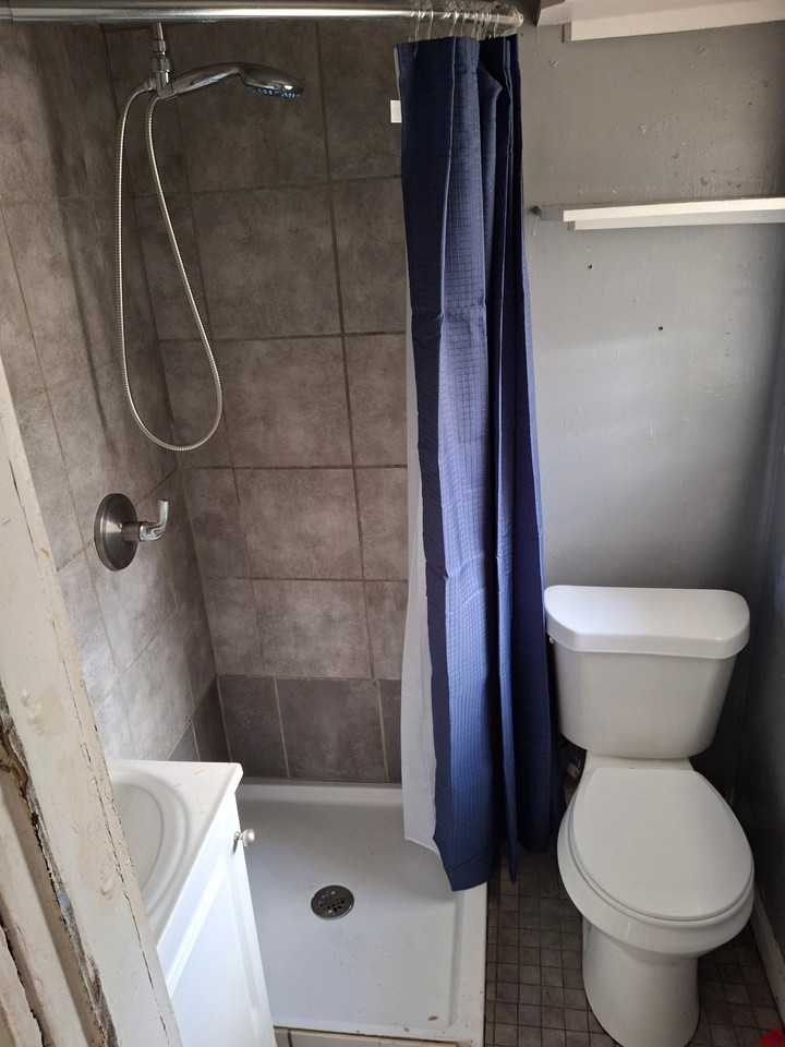 1810 Avenue R #C - Photo 5 of 5