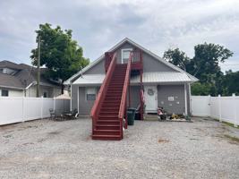 featured image of 404 E 18th St #C