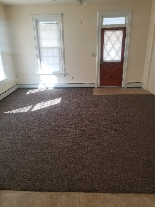 804 Ash St - Photo 3 of 10