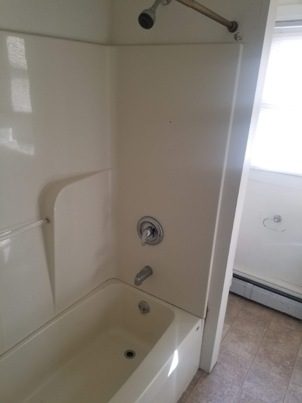 804 Ash St - Photo 5 of 10