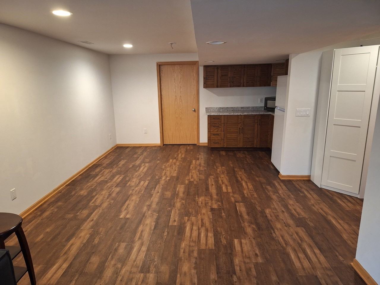 412 Lone Pine Way - Photo 4 of 9