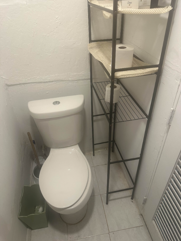 230 Sw 14th St - Photo 5 of 9