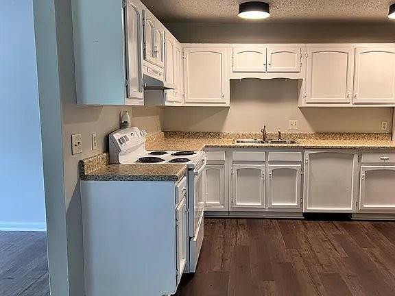 511 Poplar St #D - Photo 2 of 20