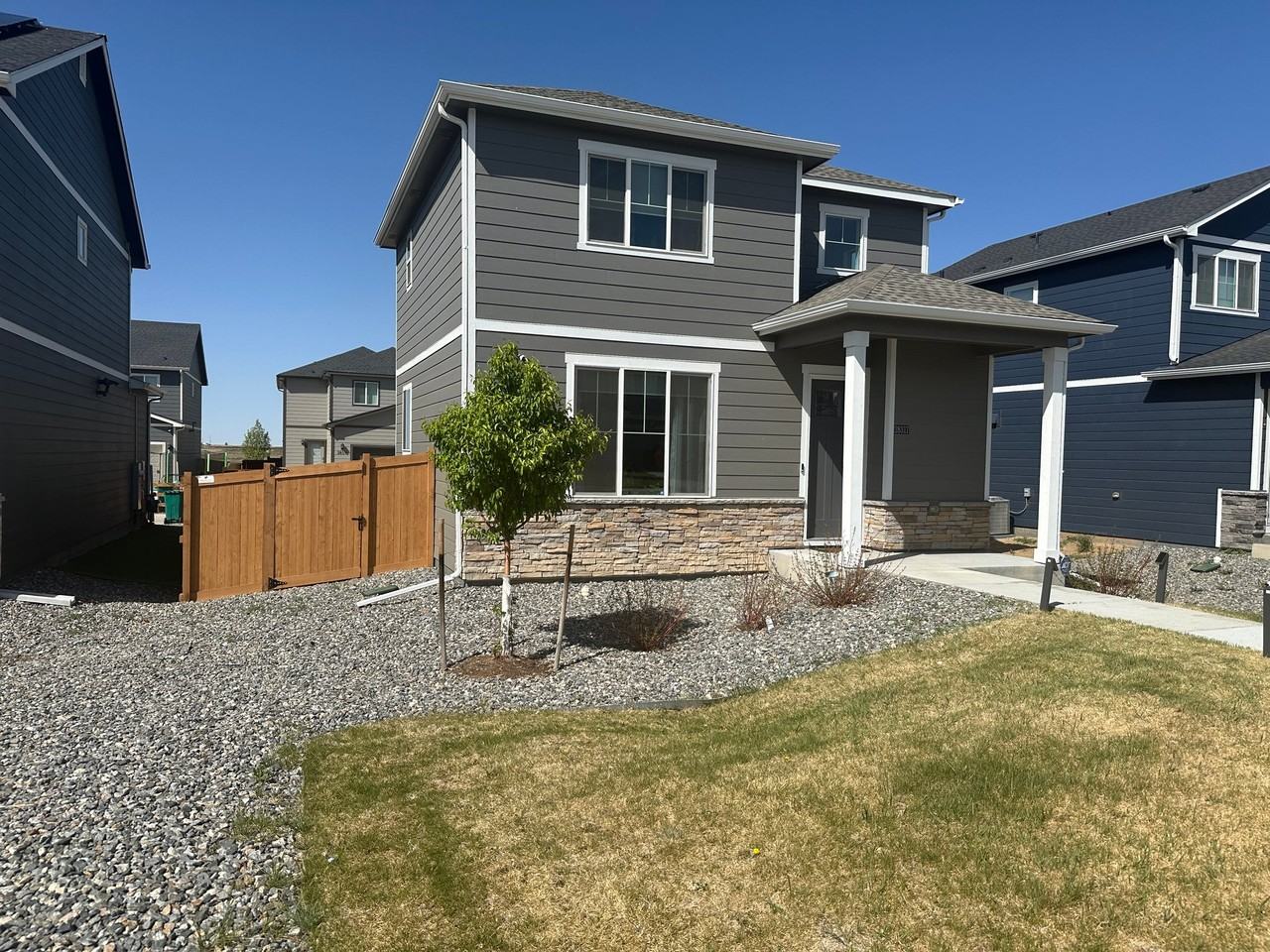 28317 E 8th Ave - Photo 3 of 14