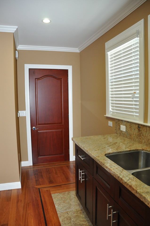 2919 Shattuck Ave - Photo 2 of 14