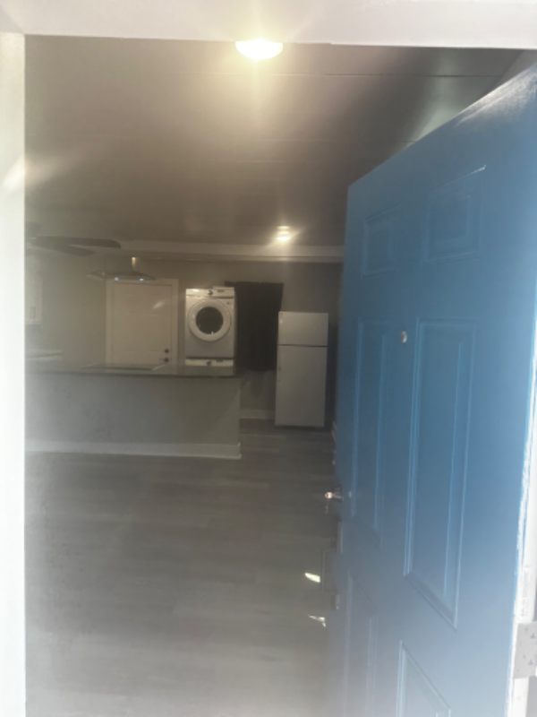 207 E Gleason St - Photo 5 of 16