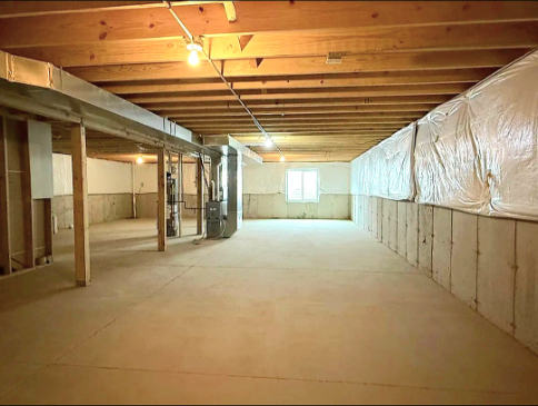 1044 Witbeck Dr - Photo 4 of 19