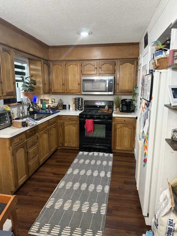 3153 Roosevelt Dr - Photo 2 of 20