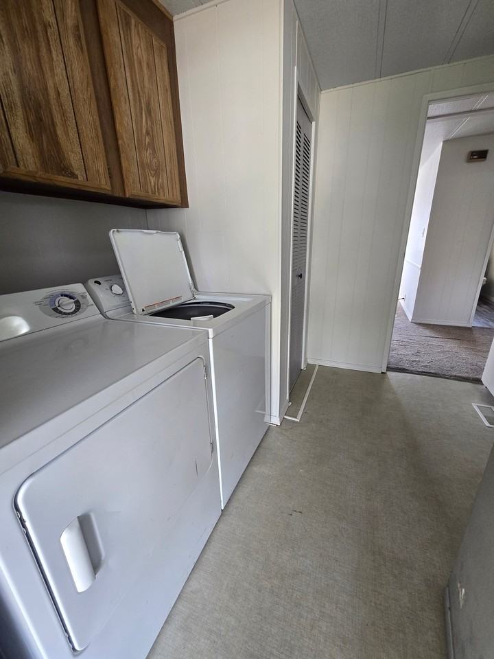 3670 S Clacton Way - Photo 5 of 7