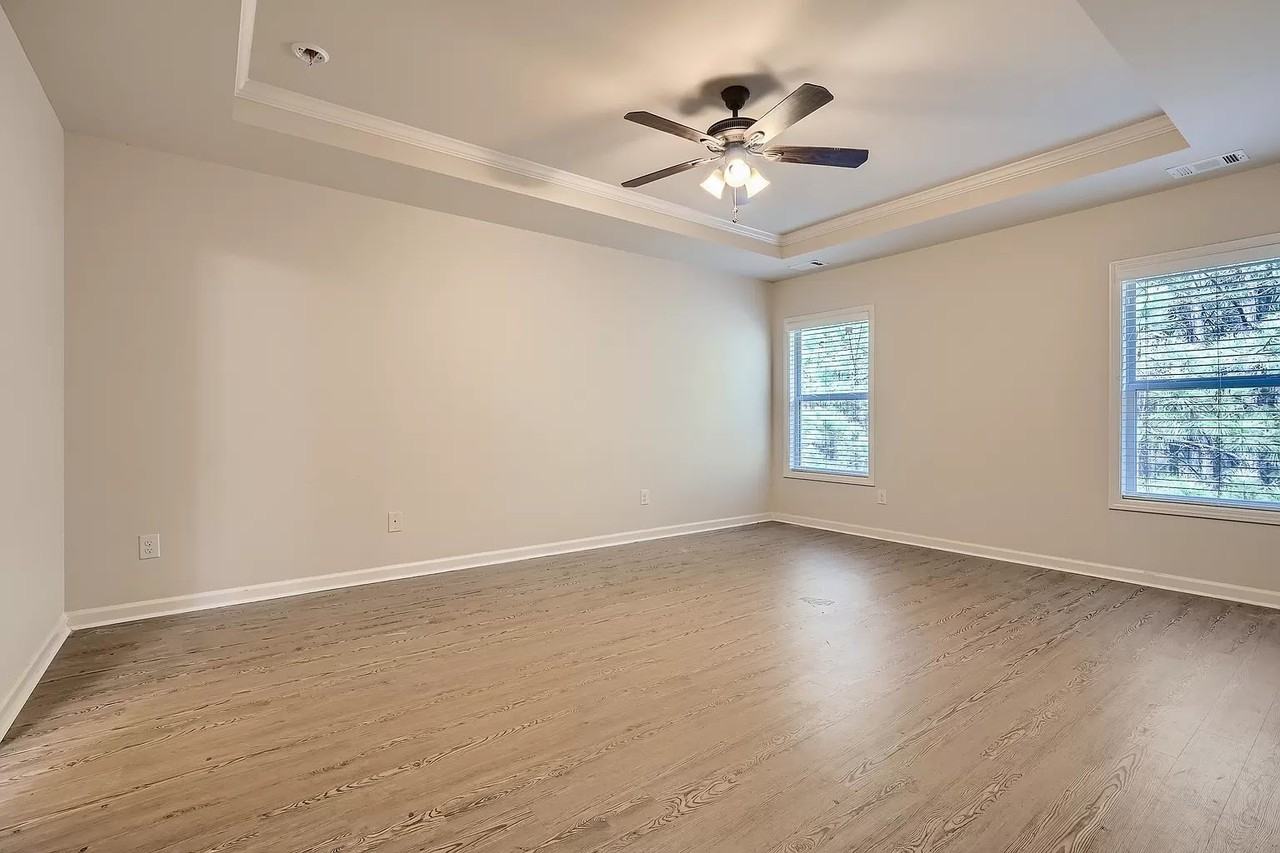 204 Madison Ave - Photo 5 of 17