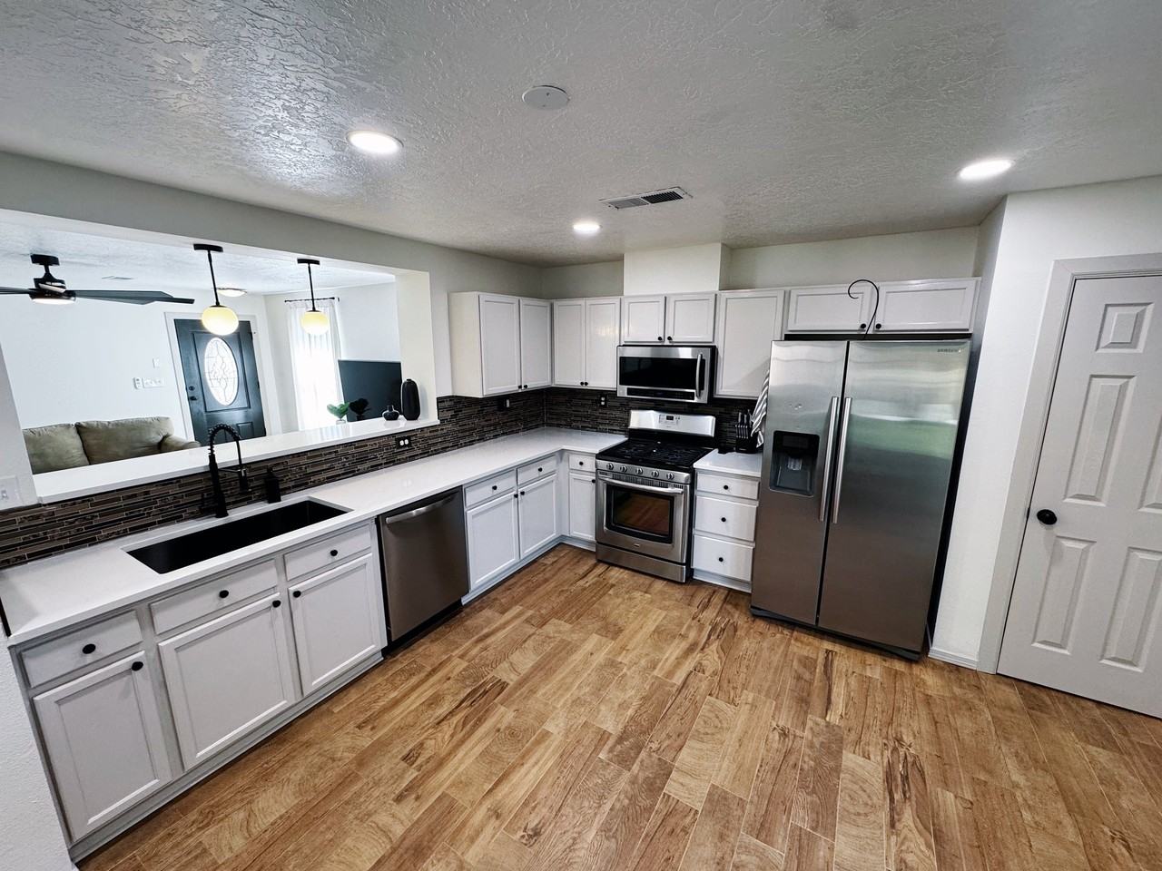 7520 Button Quail Ave Nw - Photo 3 of 19