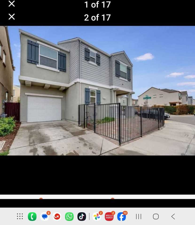 2471 Ben Ali Way - Photo 2 of 15