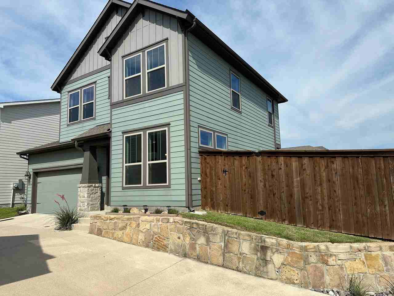 14228 Walsh Ave - Photo 2 of 22