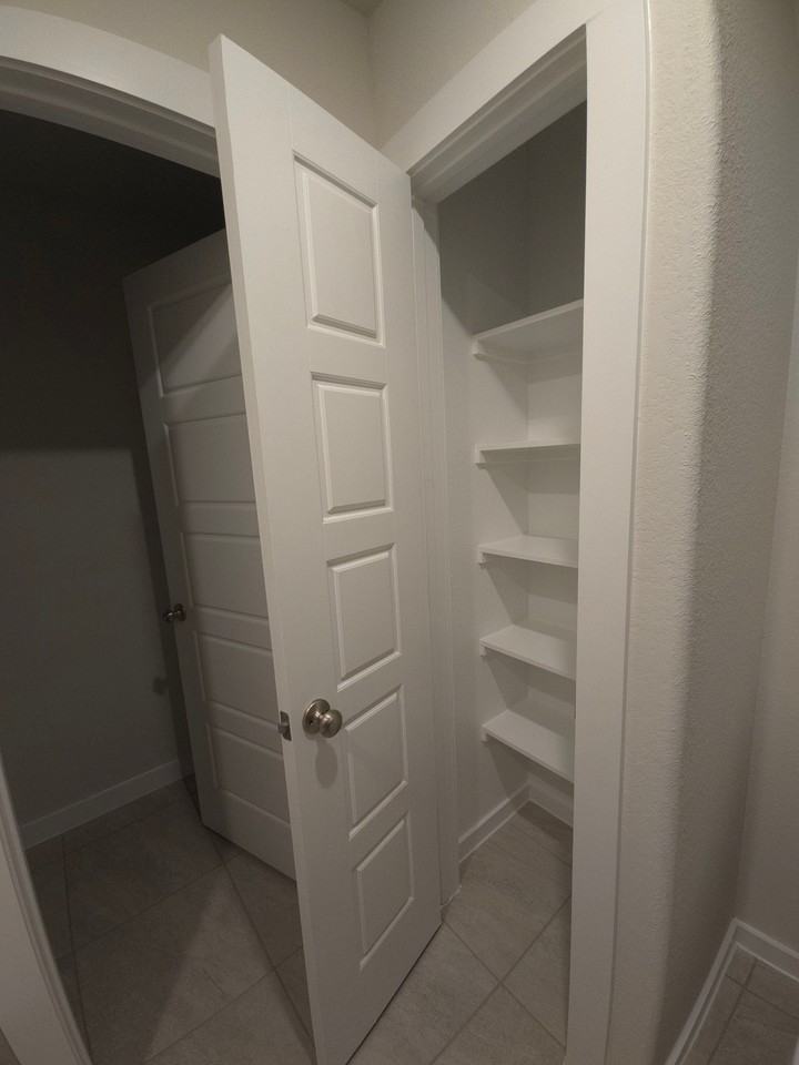 2502 Seranno Plains Trl - Photo 3 of 6