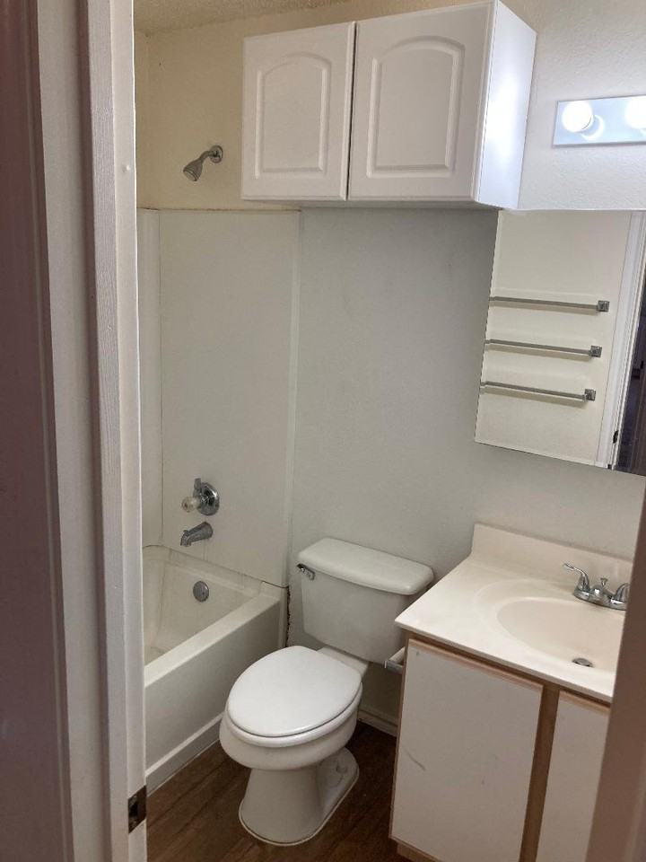 9307 Mountain Field Dr - Photo 4 of 20