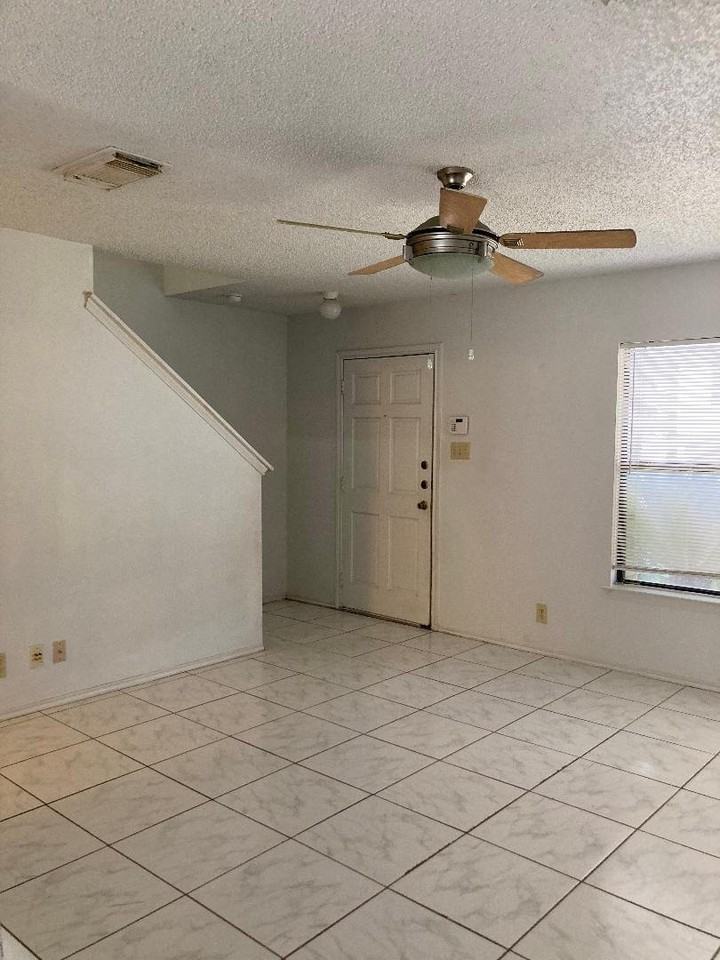 9307 Mountain Field Dr - Photo 5 of 20