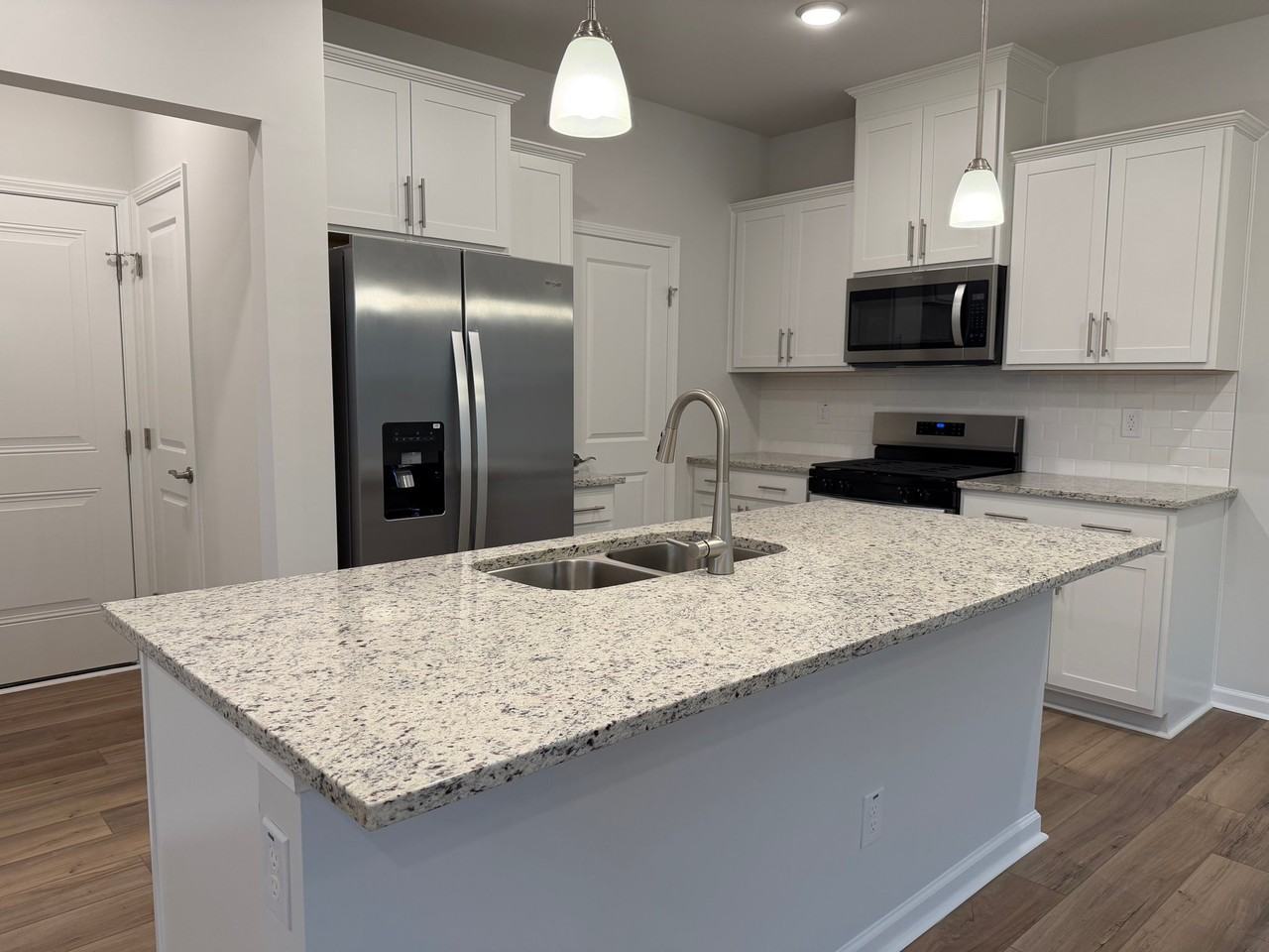 2304 Sun Vibes Way - Photo 2 of 16