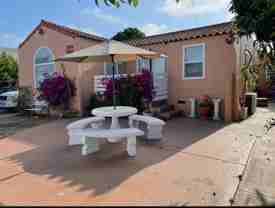 7923 Morton Ave - Photo 1 of 1