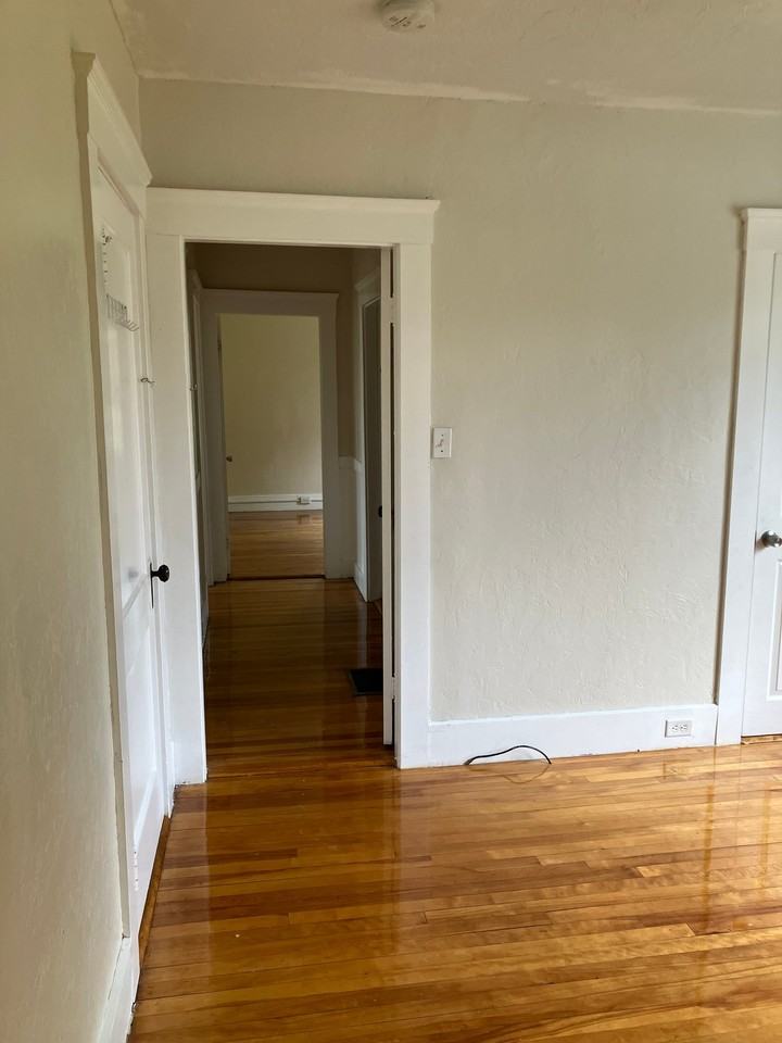 4 Loring St #1 - Photo 7 of 20