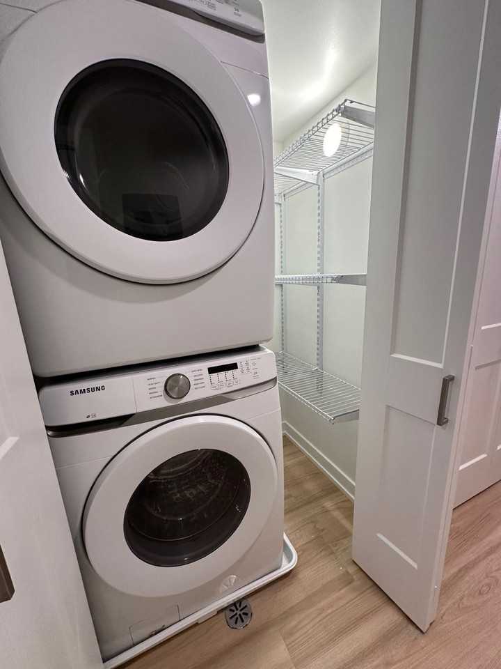 1859 N Washtenaw Ave #1 - Photo 6 of 20