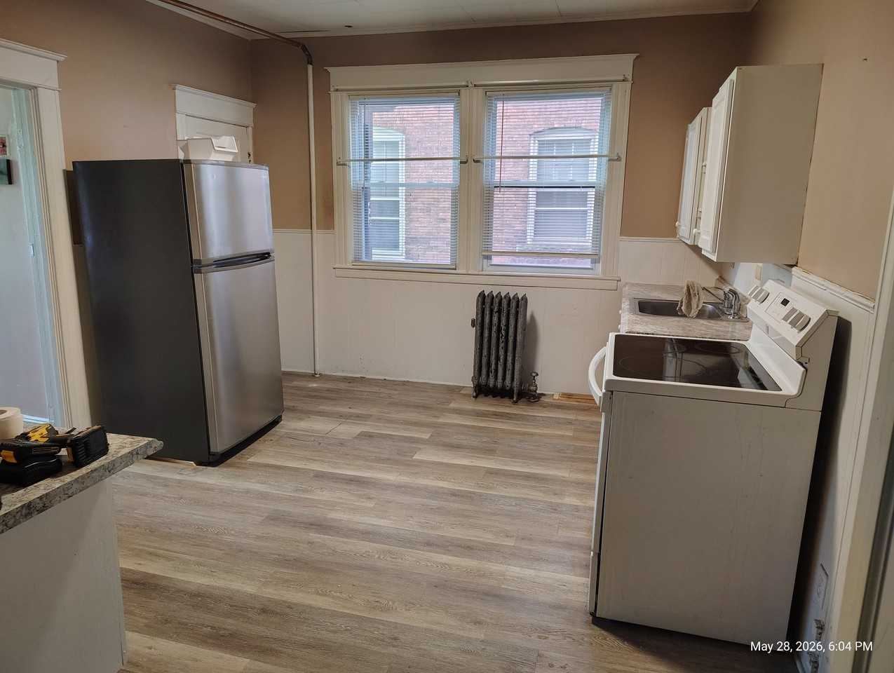 448 Tyler St #1stFL - Photo 3 of 11