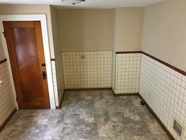 featured image of 34 Saint James Rd #LOWER