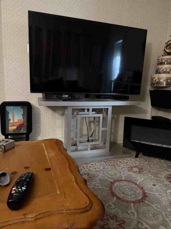 209 Academy St - Photo 4 of 4
