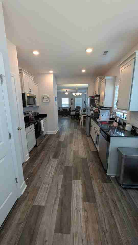 531 Farmstead Ln - Photo 3 of 20