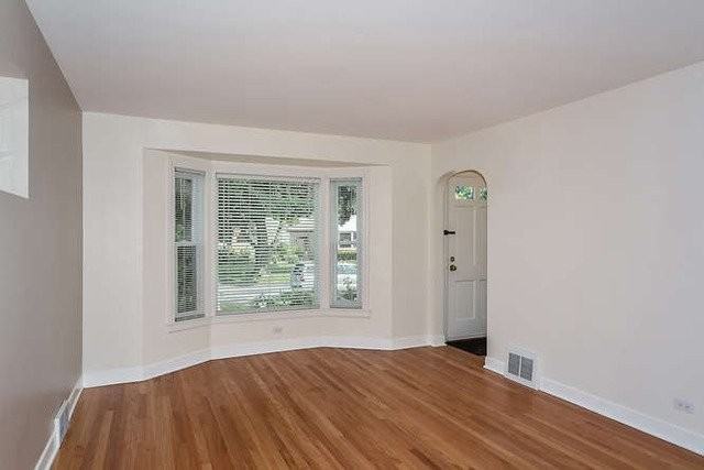 2140 Dobson St - Photo 2 of 17