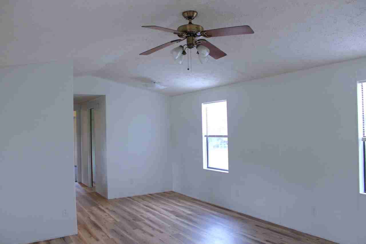 5954 Skokie Rd - Photo 2 of 15
