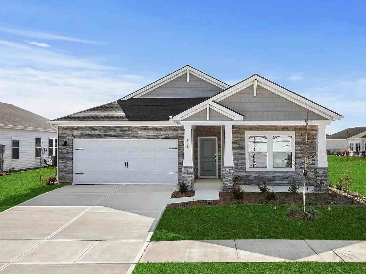 818 Cypress Preserve Cir