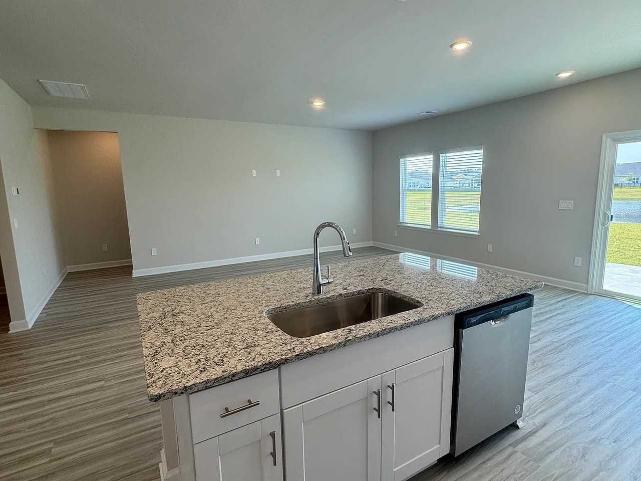 818 Cypress Preserve Cir - Photo 6 of 42
