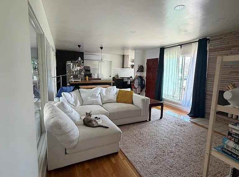 1000 Prospect Ave - Photo 2 of 11