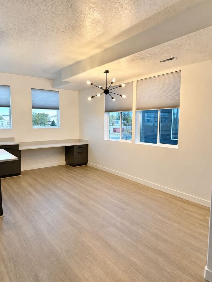 4702 W Talavera Way - Photo 6 of 24