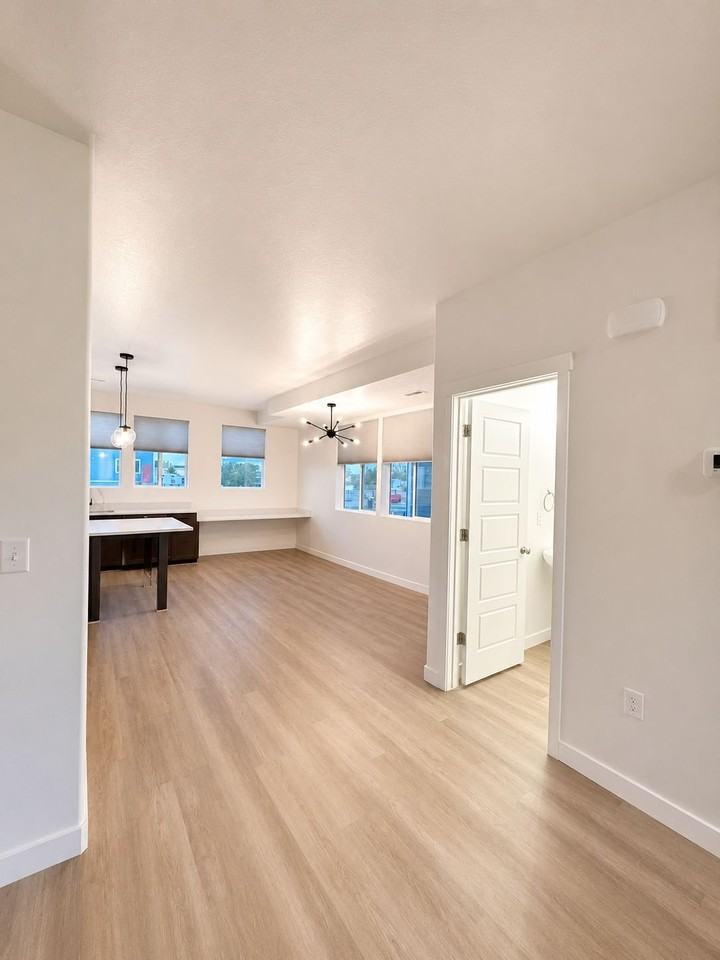 4702 W Talavera Way - Photo 7 of 24