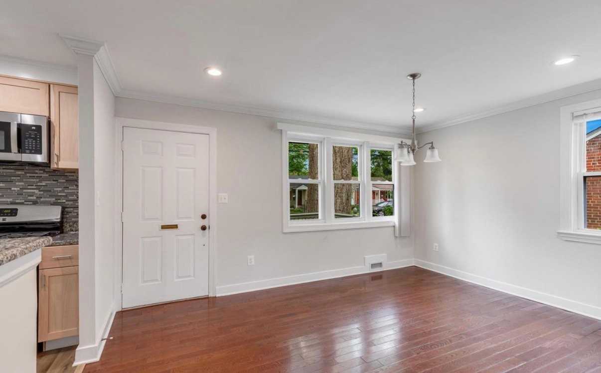 3403 Allison St - Photo 4 of 18