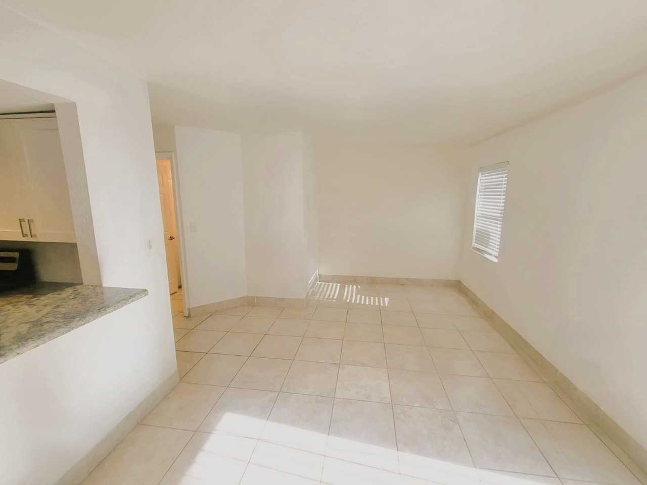 20758 Sw 83rd Ave #20758 - Photo 3 of 16